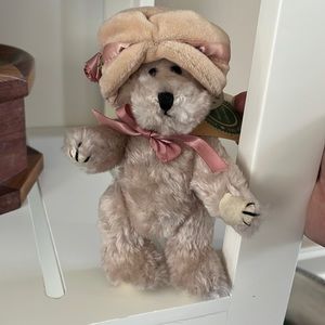 Boyd Bear collectible archive collection